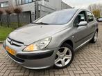 Peugeot 307 2.0 16V XT 5DRS Automaat Cruise Clima Airco, Auto's, Peugeot, 4 cilinders, Origineel Nederlands, Bedrijf, Grijs