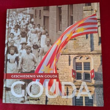 Boek 2e wereldoorlog Gouda en Geschiedenis Gouda beschikbaar voor biedingen