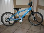 Btwin 20 inch racing boy 320 kinderfiets jongensfiets, Ophalen, Zo goed als nieuw, 20 inch of meer, Btwin