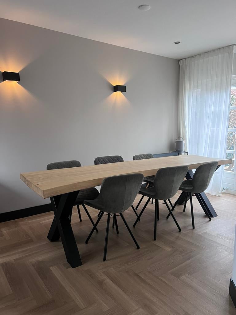 Boomstam eet Tafel Massief Eiken Tuintafel, Huis en Inrichting, Tafels | Eettafels, Ophalen, 200 cm of meer, 50 tot 100 cm, Zo goed als nieuw