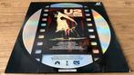 U2 - Rattle and Hum - Live op laserdisc, Alle leeftijden, Ophalen of Verzenden, Zo goed als nieuw, Muziek en Concerten