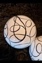 Porseleinen Kerstbal - 10cm, Huis en Inrichting, Ophalen of Verzenden, Wit, Aardewerk of Porselein, Minder dan 50 cm