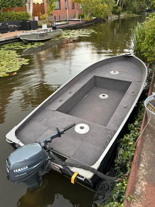 Aluminium Visboot, Watersport en Boten, Vis- en Consoleboten, Gebruikt, Tot 10 pk, 3 tot 6 meter, Benzine, Buitenboordmotor, Aluminium