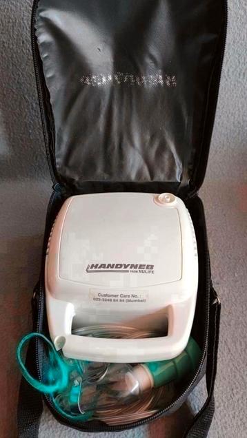 Handyneb compressor/ vernevelaar met 2 zuurstofkits beschikbaar voor biedingen