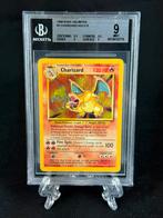 Beckett Charizard Base Set 1999 Holo #4/102, Ophalen of Verzenden, Zo goed als nieuw