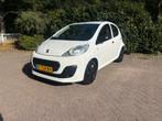 Peugeot 107 Carplay! NAP! 5DR ! Airco ! 2014 Wit, Auto's, Peugeot, Voorwielaandrijving, 4 stoelen, Origineel Nederlands, Handgeschakeld