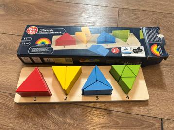 Montessori driehoek houten spel incl OVP beschikbaar voor biedingen