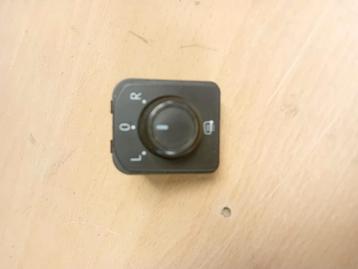 Raamschakelaar met spiegelverwarming. beschikbaar voor biedingen