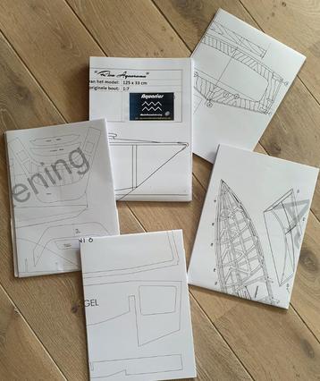 Diverse bouwtekeningen van ( snelle) modelboten beschikbaar voor biedingen