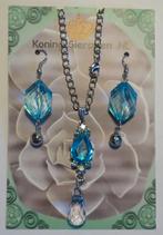 Blauw strass Setje hanger en oorbellen met ketting, Marktplaats@koningsieraden.nl, Overige materialen, Nieuw, Verstelbaar