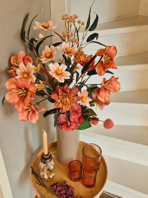 Zijden bloemen boeket incl vaas, Huis en Inrichting, Woonaccessoires | Kunstplanten en Kunstbloemen, Nieuw, Ophalen of Verzenden