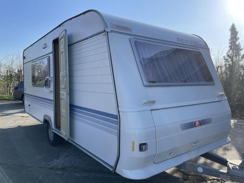 Adria Altea 502 DK Stapelbed Midnzit Rondzit, Caravans en Kamperen, Caravans, Bedrijf, tot en met 5, 750 - 1000 kg, Standaardzit