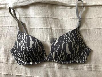 V) calvin klein bh 70c zo goed als nieuw beschikbaar voor biedingen