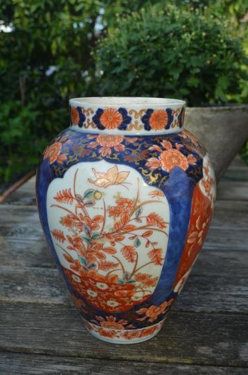 Paar Imari dekselvazen in puinstaat! 1 1/2 dan toch. beschikbaar voor biedingen