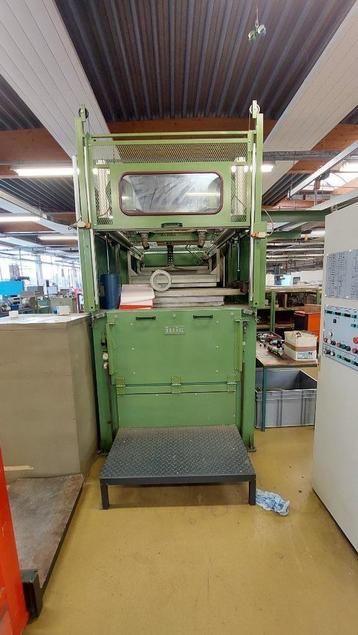 Adolf Illig Thermovorm machines Thermoforming beschikbaar voor biedingen