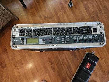 Yamaha Motif XS rack met mengpaneel en flightcase beschikbaar voor biedingen