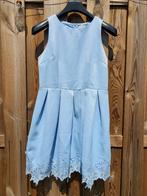 Prachtige Lichtblauwe Jurk van Lucy Wang met Kant | Maat L |, Kleding | Dames, Verzenden, Blauw, Onder de knie