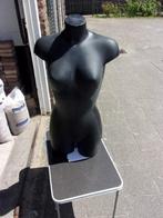 torso vrouw, Ophalen, Zo goed als nieuw