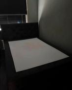 Donkergrijze Boxspring 140x200 met Opbergruimte + Topper, Ophalen, Gebruikt, 140 cm, Twijfelaar