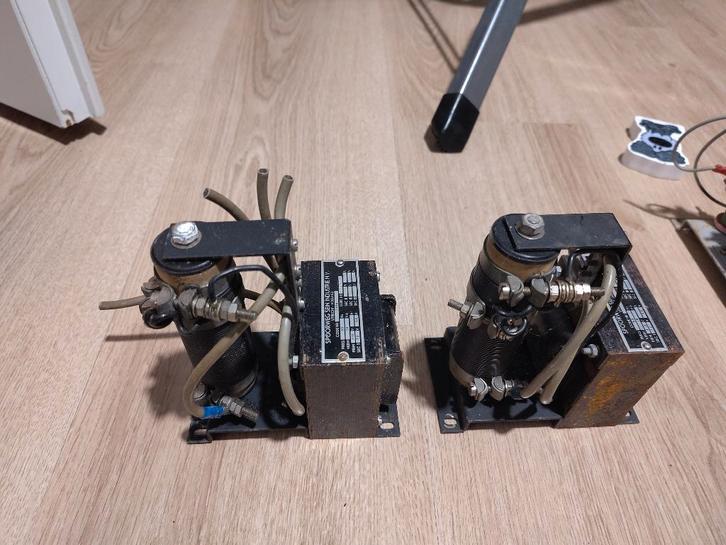 Transformatoren van Nederlands sein industrie, Verzamelen, Spoorwegen en Tramwegen, Gebruikt, Overige soorten, Overige typen, Ophalen of Verzenden