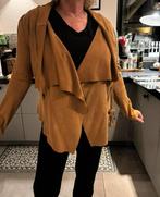 Suede kort jasje, Ophalen of Verzenden, Zo goed als nieuw, Maat 38/40 (M)