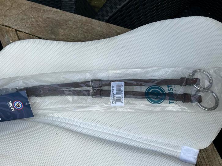 Trust Helsinki martingaal vork bruin - nieuw!, Dieren en Toebehoren, Paarden en Pony's | Hoofdstellen en Tuigage, Nieuw, Overige soorten