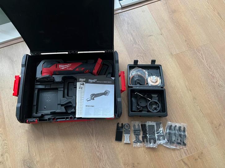 Milwaukee M18 FMT Multitool zaagjes erbij, Doe-het-zelf en Verbouw, Gereedschap | Overige machines, Zo goed als nieuw, Ophalen