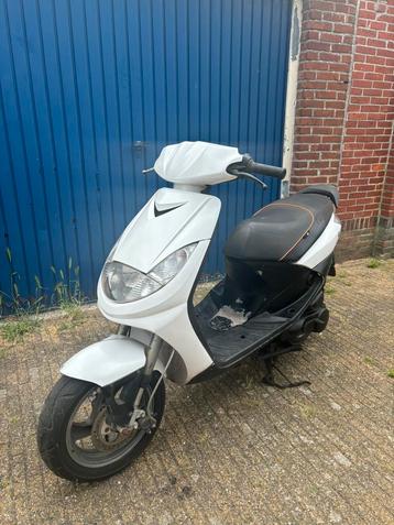 Peugeot Vivacity 50cc 2T snor ✅ beschikbaar voor biedingen