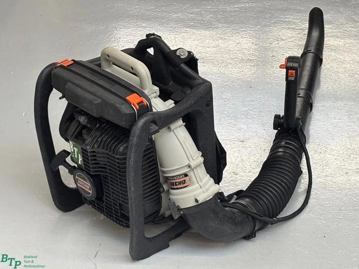 Echo PB6000 gebruikte bladblazer 2takt, Zakelijke goederen, Machines en Bouw | Tuin, Park en Bosbouw, Bladblazer