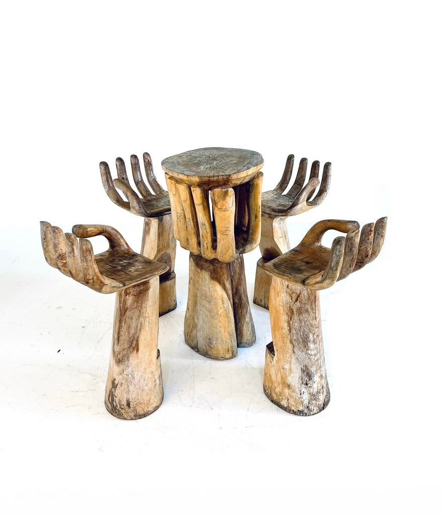 Vintage handgesneden, handvormige barkrukken + tafel ‘70, 5 krukken of meer, Met voetsteun, 60 tot 90 cm, Ophalen of Verzenden