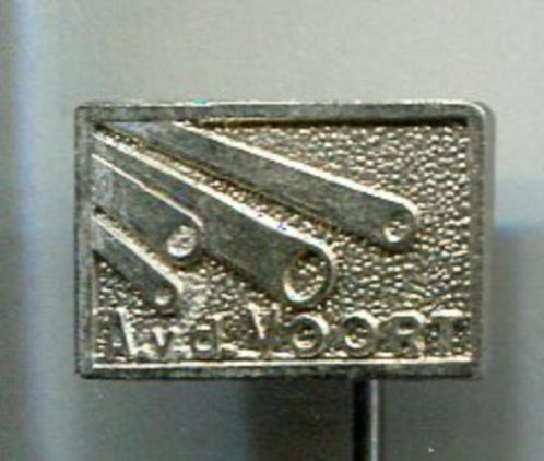 A. vd. Voort buizen zilverkleurig speldje ( P_231 ), Verzamelen, Speldjes, Pins en Buttons, Nieuw, Speldje of Pin, Merk, Verzenden