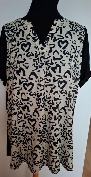 Nieuw. Leuke tuniek mt. 52 van Miss Etam.  beschikbaar voor biedingen