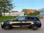 BMW 1-serie 118i EffDyn. Ed. Business Line Ultimate Edition, 1-Serie, Euro 5, Achterwielaandrijving, Zwart