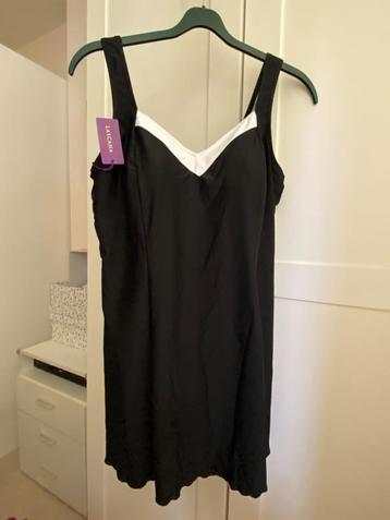 Nieuwe elegante klassieke zwemjurk (Lascana, maat 52 C) beschikbaar voor biedingen