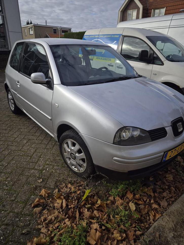Seat Arosa 1.4 44KW AUT 2002 Grijs, Auto's, Seat, Particulier, Benzine, E, Hatchback, Automaat, Origineel Nederlands, Zilver of Grijs