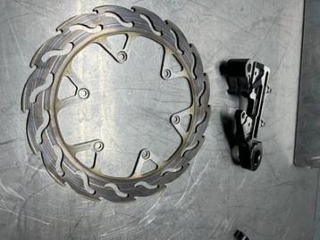 Motomaster Oversize 240 mm Factory achter remschijf + adapte beschikbaar voor biedingen