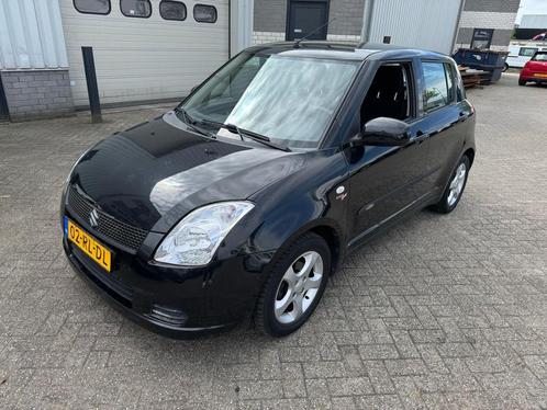 Suzuki Swift 1.3 GLS airco nette auto, Auto's, Suzuki, Te koop, Swift, ABS, Airbags, Airconditioning, Centrale vergrendeling, Elektrische buitenspiegels
