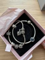 Pandora bracelets with beads, Sieraden, Tassen en Uiterlijk, Armbanden, Met bedels of kralen, Ophalen of Verzenden, Zo goed als nieuw