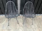 2 rieten/rotan stoelen, Huis en Inrichting, Stoelen, Ophalen, Twee, Zwart, Riet of Rotan