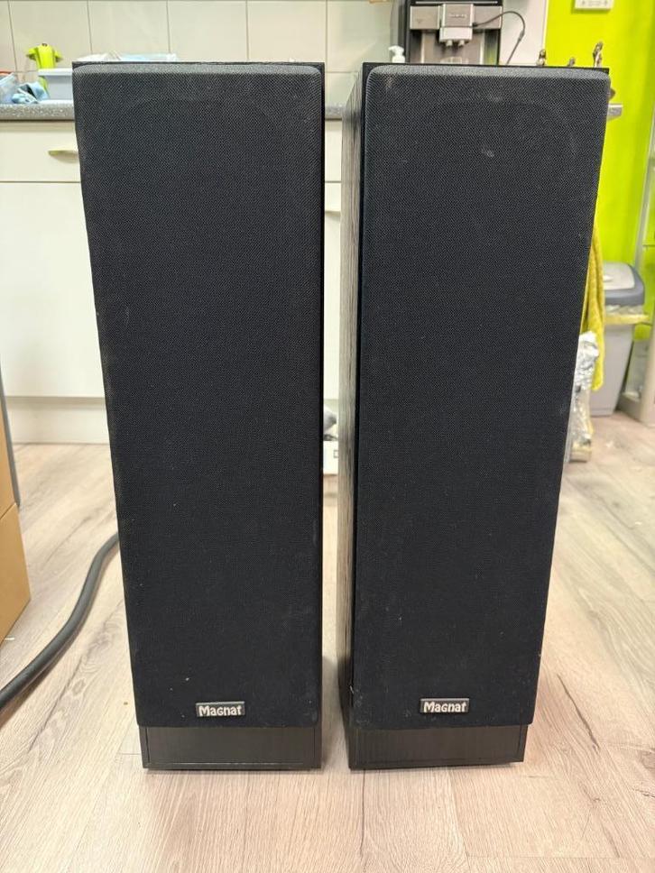 Magnat Project 3 luidsprekers 100/140W, Audio, Tv en Foto, Luidsprekers, Gebruikt, Front, Rear of Stereo speakers, 120 watt of meer