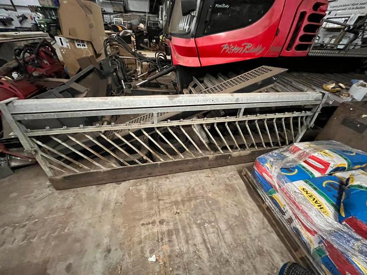 Schapen voerhek/kleinvee voerhek met voer goot, Dieren en Toebehoren, Stalling en Weidegang, Stalling