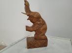 handgemaakte houten knielende olifand beeld, Antiek en Kunst, Ophalen of Verzenden