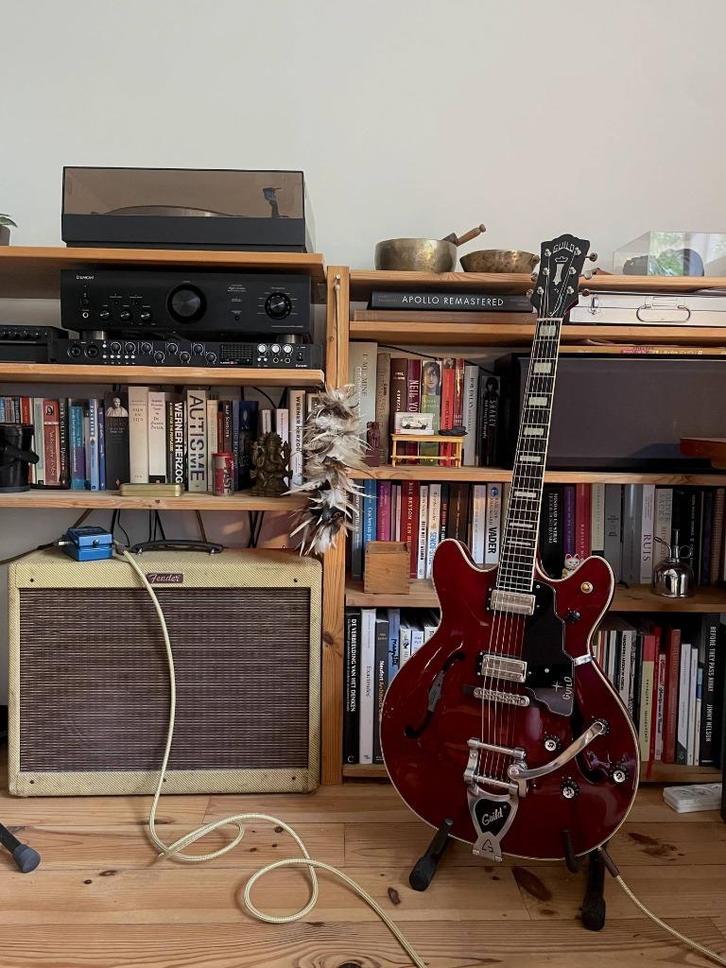 GUILD | Starfire V Cherry Red z.g.a.n., Muziek en Instrumenten, Snaarinstrumenten | Gitaren | Elektrisch, Zo goed als nieuw, Semi-solid body