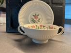 Wedgwood Rosalind soepkommen met schotel, Huis en Inrichting, Keuken | Servies, Ophalen of Verzenden, Zo goed als nieuw, Kom(men)