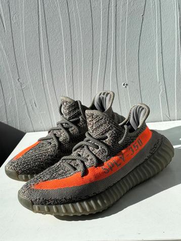 Yeezy 350 v2 Beluga beschikbaar voor biedingen