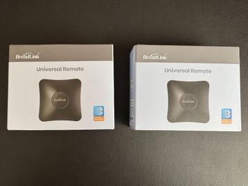 2x BroadLink RM4 pro - draadloze universele remote hub beschikbaar voor biedingen