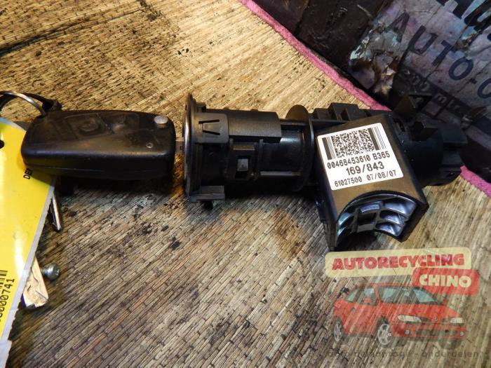 Kontaktslot + Sleutel van een Fiat Panda, Ophalen, Gebruikt, -, -