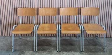 20 x Vintage schoolstoelen houten cafe stoelen bistro retro beschikbaar voor biedingen