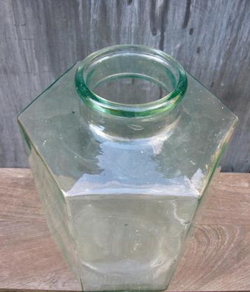 GROTE ZES-HOEKIGE GLAZEN POT DECORATIEF beschikbaar voor biedingen