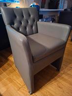 4 Leren eetkamerstoelen met wieltjes grijs, Huis en Inrichting, Gebruikt, Leer, Ophalen of Verzenden, Vier
